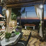 Lenti Street House