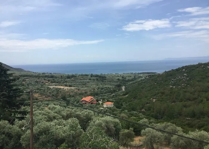 Lenti Street House *