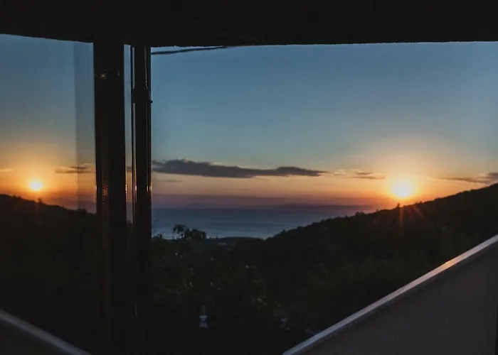 Lenti Street House *