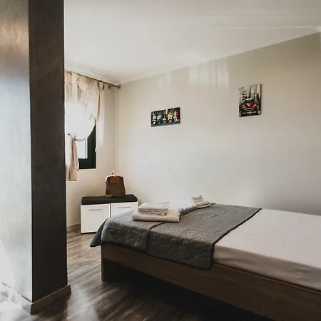 Lenti Street House Kallirákhi