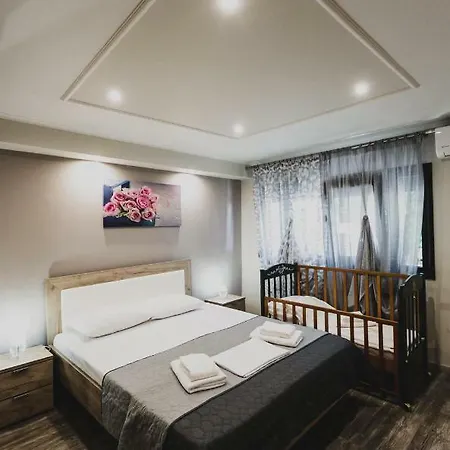 Lenti Street House * Kallirákhi